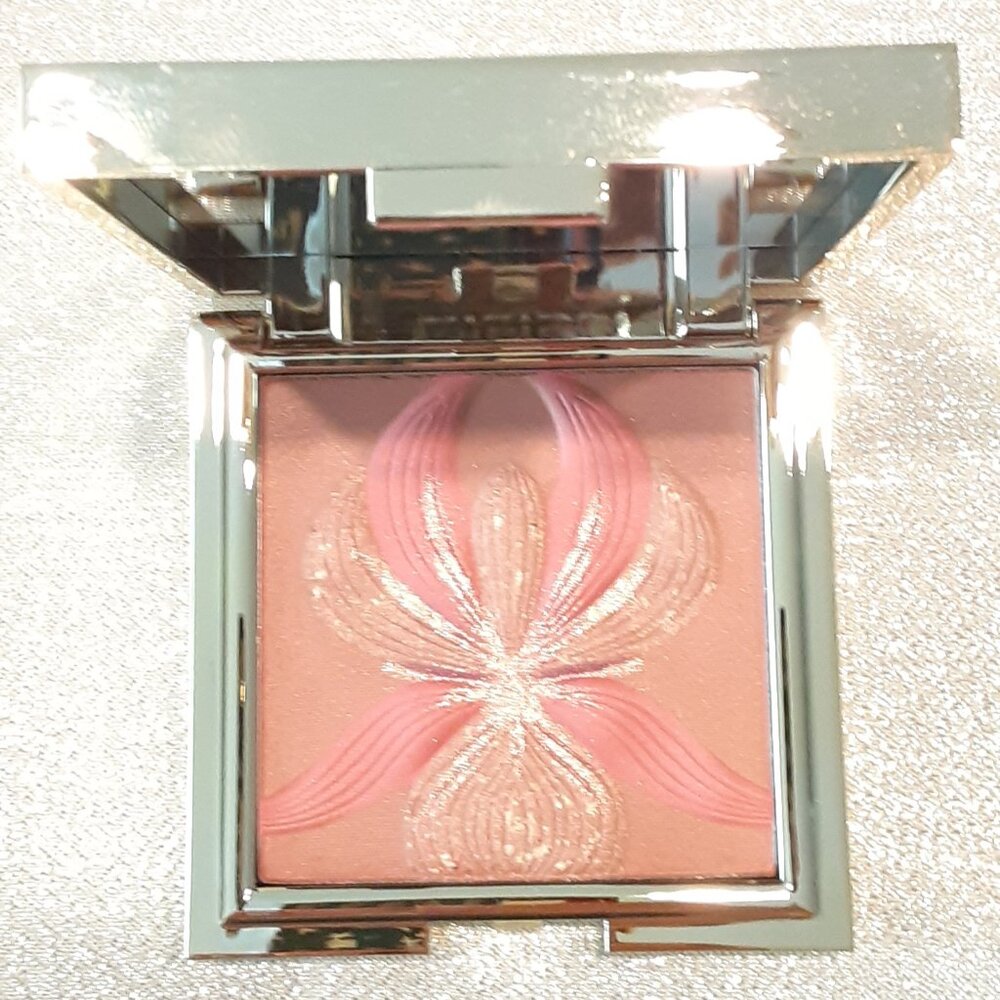Sisley Paris LOrchidée Highlighter Blush - Picture 6 of 6